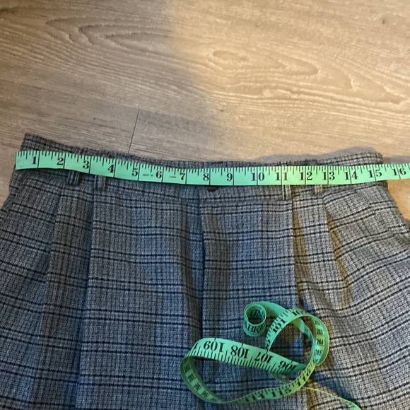 Vintage Pleated Plaid Trousers - Picture 6 of 6